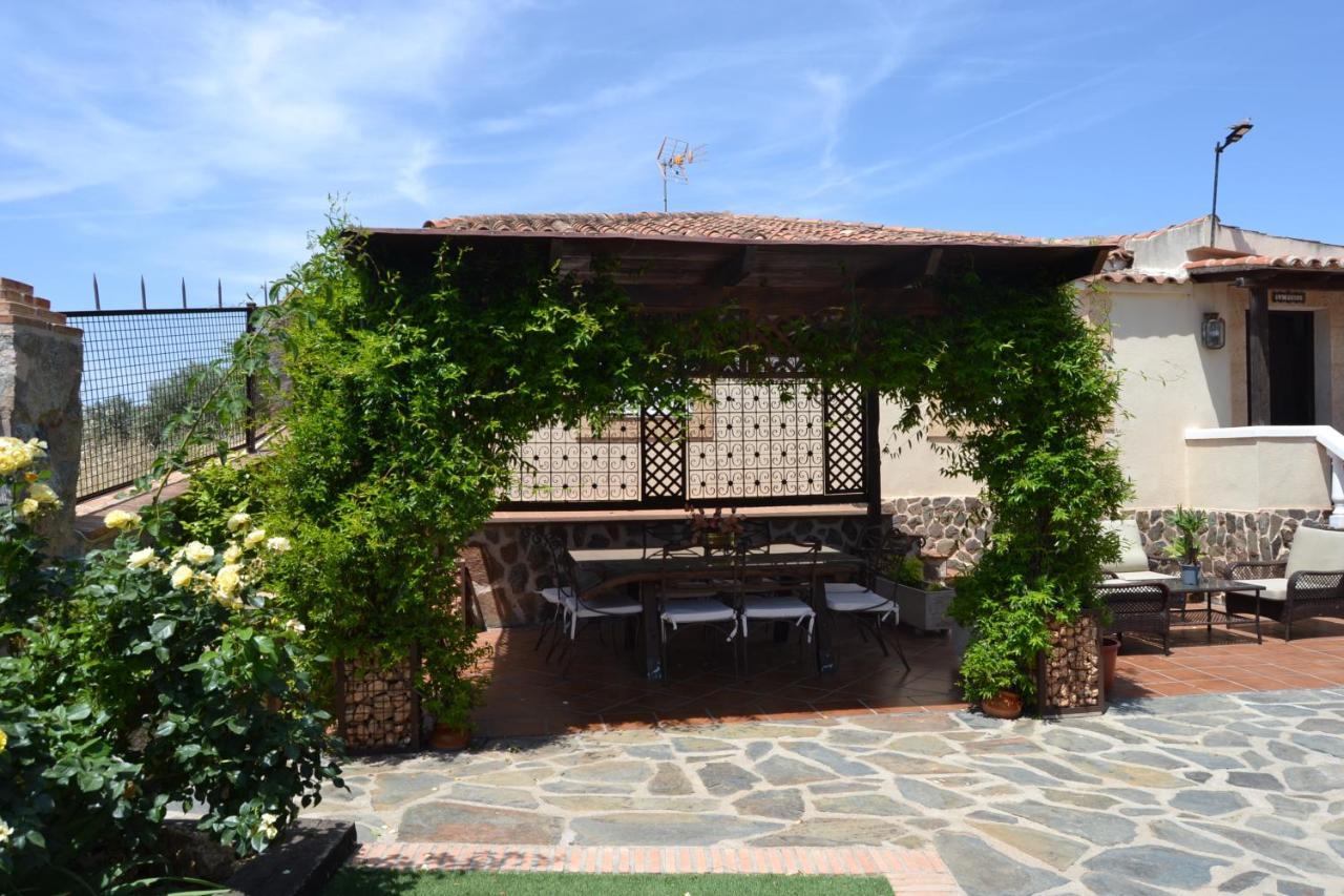 Casa Rural La Finca Гуадамур Экстерьер фото